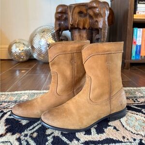 Women’s Frye Leather Boots